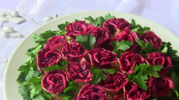 Není salát a mistrovské dílo! Recept je velmi krásné a chutné salát „Rose!“