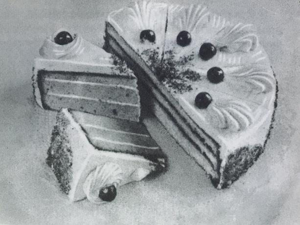 Koláč „Houba s proteinem krémem.“ Foto z knihy „Výroba pečiva a koláčů,“ 1976