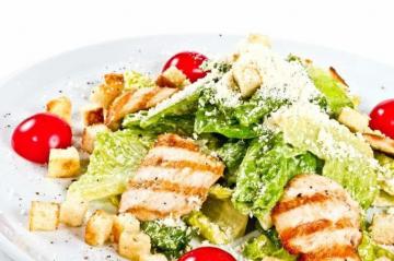 Nejchutnější salát recept „Caesar“