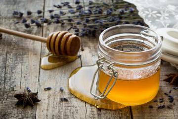 Celá pravda o med: med je to možné mít každý den?