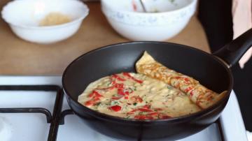 Jak neobvyklé vařit normální omeletu na snídani