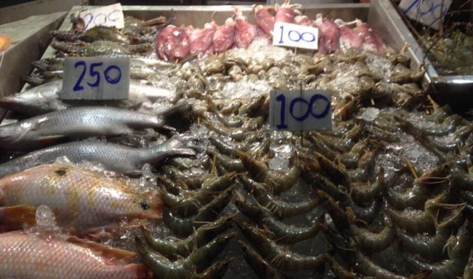 Ceny za mořské plody (v zadku) - násobené dvěma: dostat v rublech.