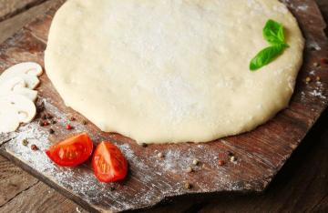 Jak udělat pizza těsto: tajemství pravého italského testu
