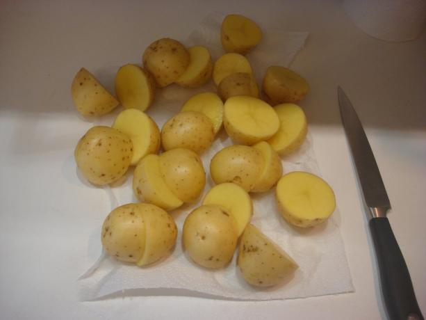 Vyfotit autorem (nakrájené brambory)